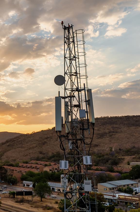 Building Mountain Disaster Resilience Via Multi Stakeholder Networks Mobile –