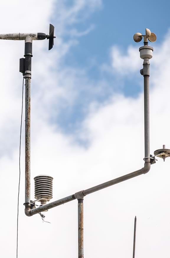 Disaster Resilience Through Innovative Fog Monitoring Forecasting Mobile –